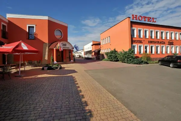 Hotel Restauracja Twist Main image